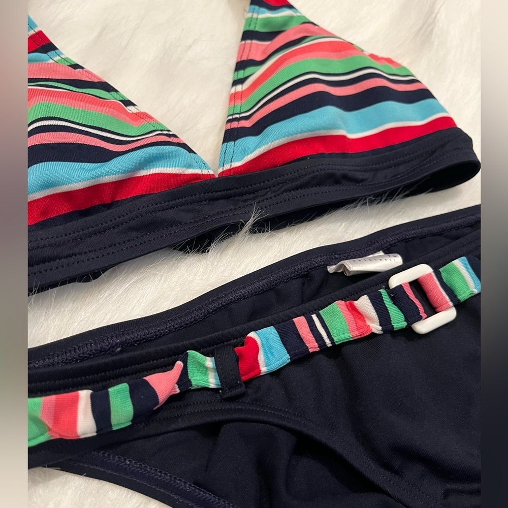 Bikini 👙 - Picture 2 of 4